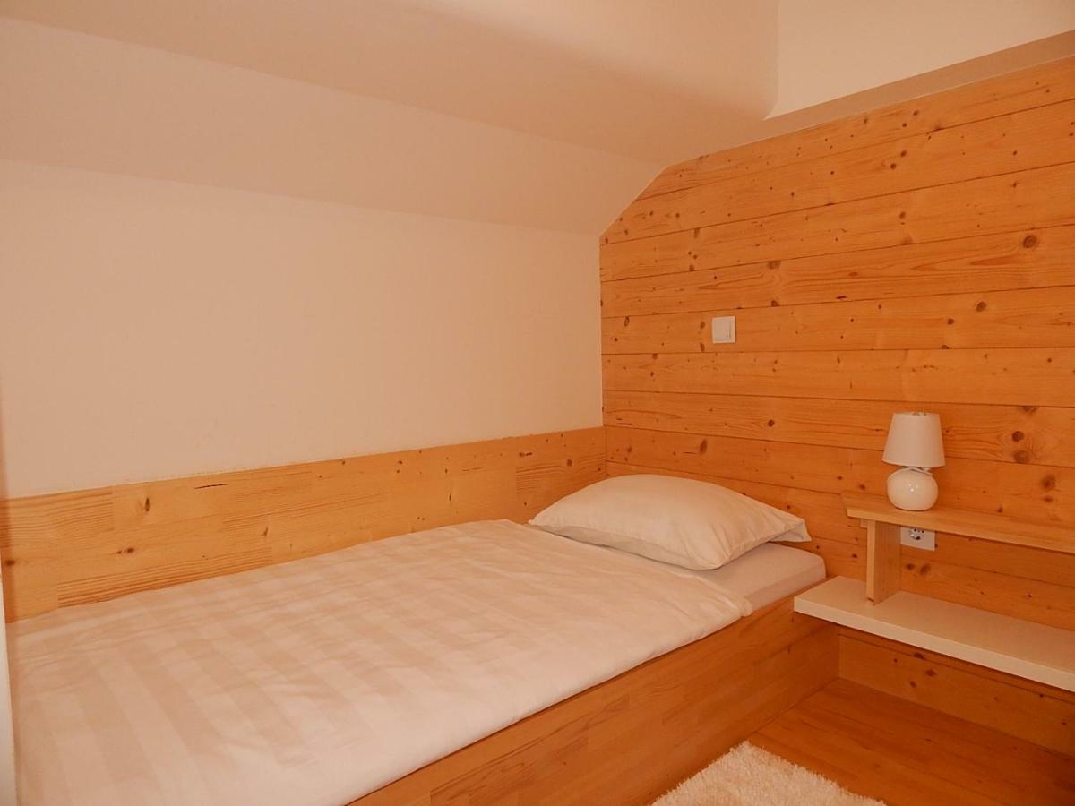 Studio Apartman Lakasa Rakovica Luaran gambar